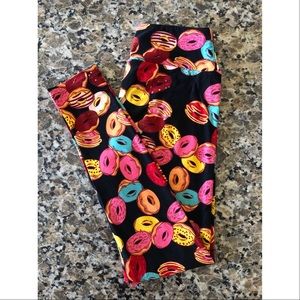 LuLaRoe Leggings - O/S donut print
